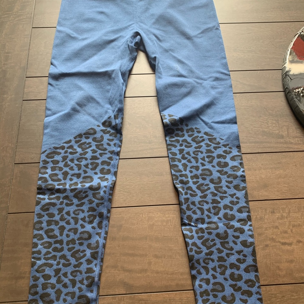 Fabletics High-Waisted Leopard Print Legging - image 3